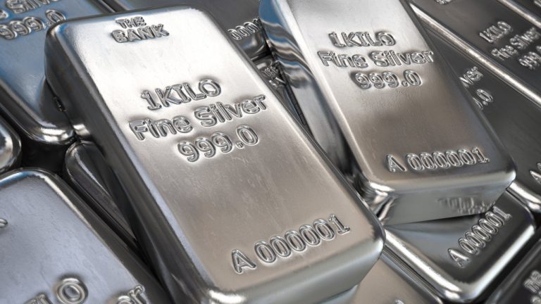 Why Silver Bullion for Sale at Coin Dealers Is Ideal for Diversification